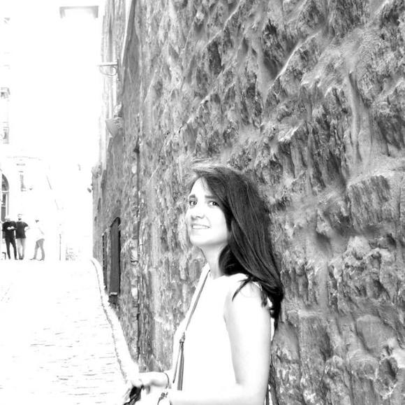 Meet your Posher, Dana - Picture 1 of 1